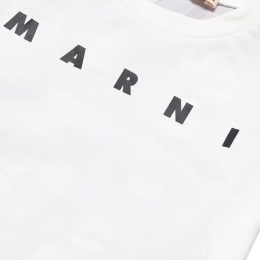 ◆키즈◆23FW 여성 로고 플로럴 티셔츠 화이트 M00838 M00QP 0M108