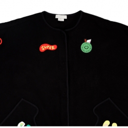 ◆키즈◆22FW 여성 그래픽 케이프 블랙 8R2A43 Z0507 930MC